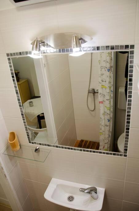 Apartamento Atelier 12, Feeling Like An Artist! Promo Price Belgrado Exterior foto
